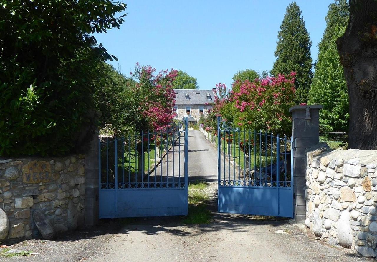 مبيت وإفطار Saint-Arroman  Domaine Vega المظهر الخارجي الصورة